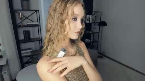 Serena online show from January 8, 2026, 7:54 am