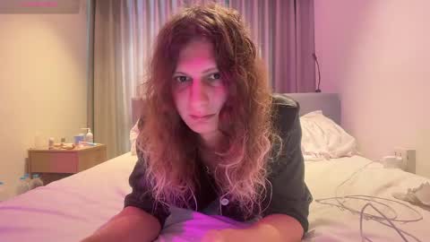 AlicePinkhead online show from April 28, 2026, 7:24 am