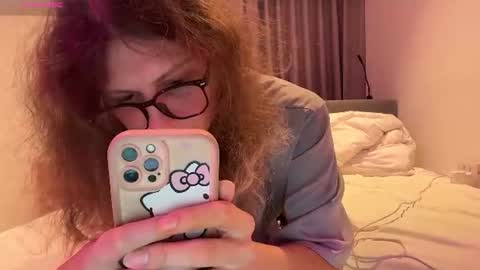 AlicePinkhead online show from June 11, 2026, 10:46 am