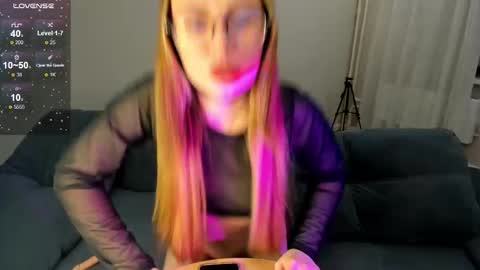 Alice online show from October 6, 2025, 5:54 pm