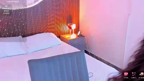 Alicestevens online show from June 8, 2026, 8:31 pm