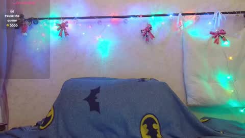 AliceWoolfy online show from December 30, 2024, 9:29 pm