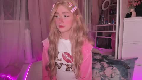 from wonderland online show from November 26, 2025, 3:57 pm