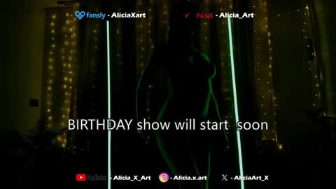 Alicia online show from April 25, 2026, 2:14 pm