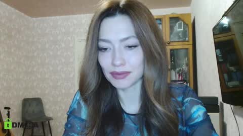 Alicia online show from December 18, 2024, 4:20 am