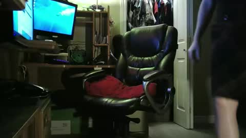 Alicia deHart  Help me reach 1000 Followers. Its FREE online show from January 11, 2026, 7:57 am