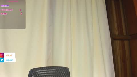 aliciakozlov online show from March 26, 2026, 8:14 pm