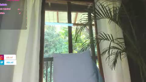 Snapshot of aliciakozlov chatting on July 10, 2026, 7:05 pm aliciakozlov online show from July 10, 2026, 7:05 pm