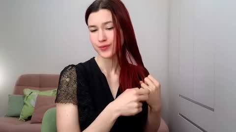 alicianoveli online show from November 16, 2025, 9:48 am