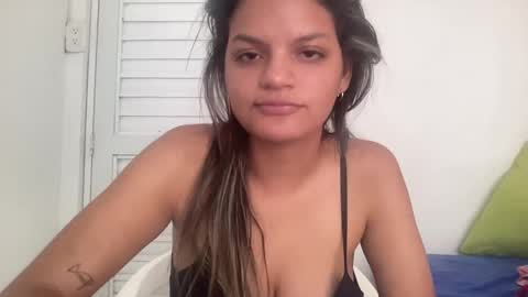 luisa online show from February 15, 2025, 6:12 pm