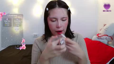 aliciia_23 online show from December 5, 2025, 8:49 pm