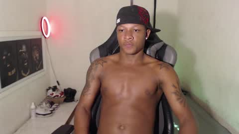 Snapshot of alid_17 chatting on January 2, 2025, 4:13 pm Alid 17 online show from January 2, 2025, 4:13 pm