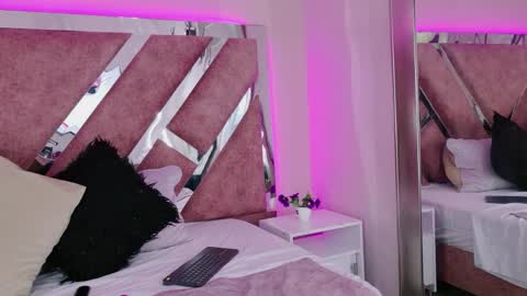 Ali Diaz online show from April 11, 2026, 6:45 pm