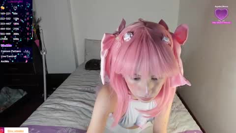 Snapshot of alien_universe chatting on February 26, 2025, 11:48 pm Aiko Independent Model online show from February 26, 2025, 11:48 pm