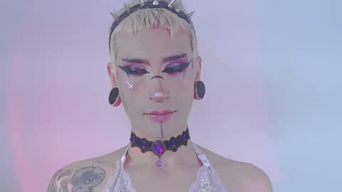     online show from March 25, 2026, 5:52 pm