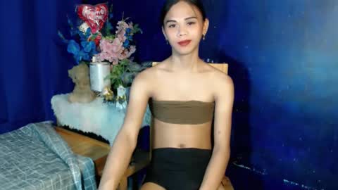 aliexagrey online show from October 6, 2025, 6:55 am