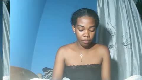 alihane21 online show from February 13, 2026, 9:22 pm