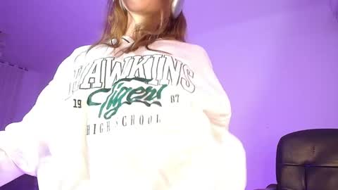  NYX  online show from April 24, 2026, 1:52 am