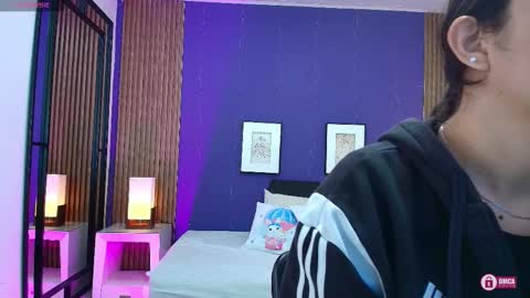 Alina online show from October 6, 2025, 12:02 pm