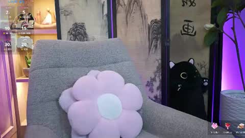 Snapshot of alinabennet chatting on July 15, 2026, 11:37 am Alina Bennet online show from July 15, 2026, 11:37 am