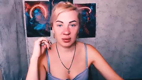 Alina online show from October 21, 2025, 4:13 am