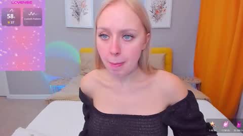 alinaocean online show from December 3, 2025, 8:00 am