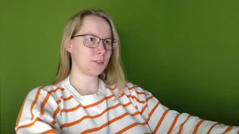 alinasei online show from April 8, 2026, 3:23 pm