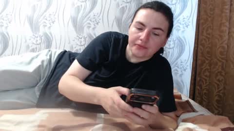 Snapshot of alinaxjames chatting on June 13, 2026, 8:34 am AlinaxJames online show from June 13, 2026, 8:34 am