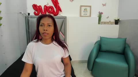 Snapshot of alinazyxelle chatting on April 9, 2026, 11:59 am Alina online show from April 9, 2026, 11:59 am