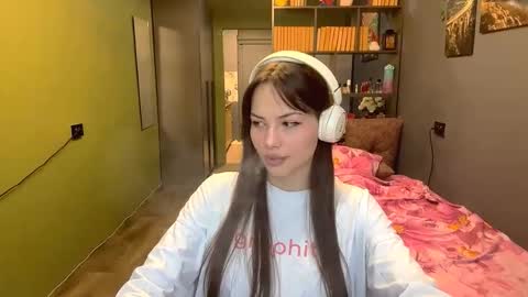 Alice online show from October 8, 2025, 10:13 am