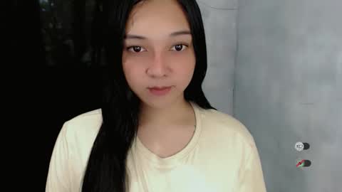 Shanti xhey online show from November 4, 2025, 8:13 am