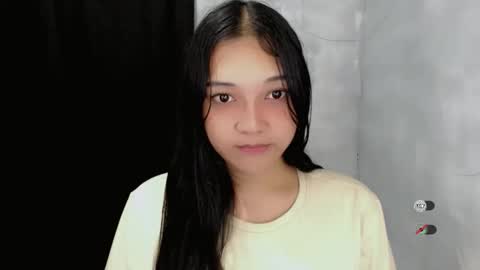 Shanti xhey online show from November 5, 2025, 10:26 am