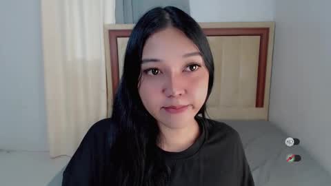 Shanti xhey online show from November 24, 2025, 11:04 pm