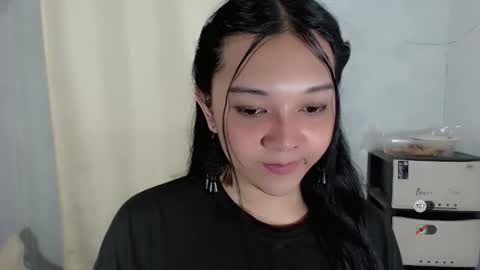 Shanti xhey online show from December 20, 2025, 7:37 am