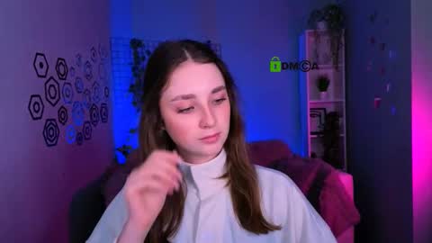 Alisa online show from March 23, 2026, 8:13 pm