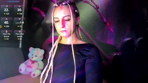 Alisa online show from December 28, 2024, 7:01 pm