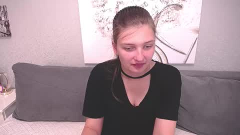 Alisa online show from October 1, 2025, 12:22 pm