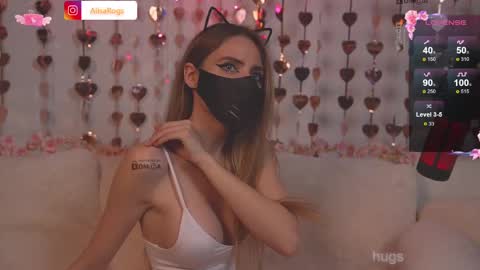 Alisarogs online show from March 9, 2025, 9:36 pm