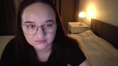 Snapshot of alisasunset chatting on May 12, 2026, 12:08 am AlisaSunset online show from May 12, 2026, 12:08 am