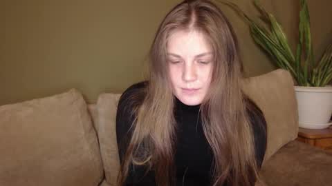 alisaxxxshy online show from December 15, 2025, 10:03 pm