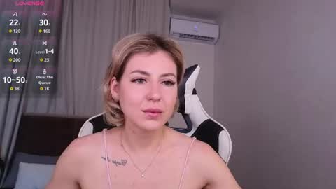 Snapshot of alise_lexi chatting on July 5, 2026, 3:13 am Alise Lexis online show from July 5, 2026, 3:13 am