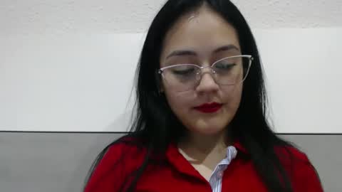 alisha_9997 online show from November 14, 2025, 5:22 pm