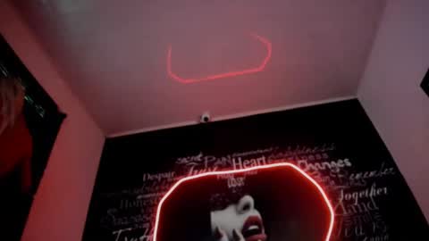 alishaa_nixx online show from September 12, 2025, 12:55 am