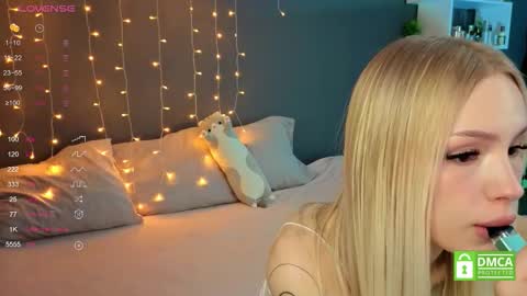 Snapshot of alishaaneta chatting on October 9, 2025, 12:36 pm Alisha online show from October 9, 2025, 12:36 pm