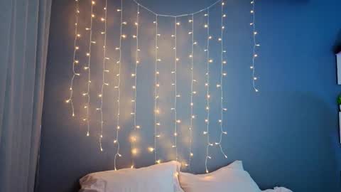 Snapshot of alishaaneta chatting on November 7, 2025, 12:49 pm Alisha online show from November 7, 2025, 12:49 pm