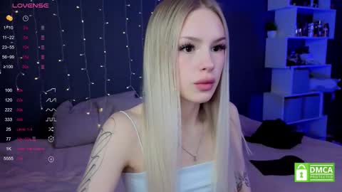 Snapshot of alishaaneta chatting on November 17, 2025, 1:17 pm Alisha online show from November 17, 2025, 1:17 pm