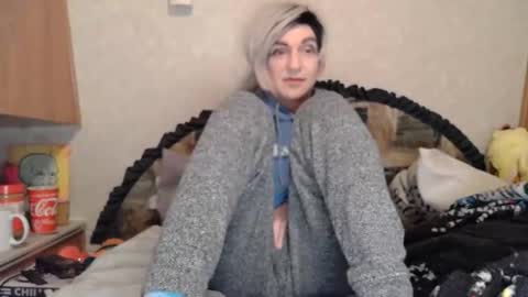 Alisha online show from March 15, 2026, 2:17 am