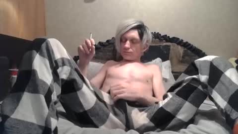 Alisha online show from April 15, 2026, 12:01 pm