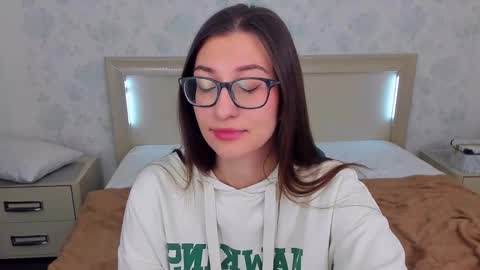 Alina online show from December 20, 2024, 10:43 pm