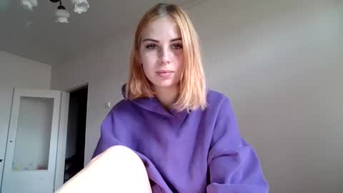 Snapshot of alismoona chatting on September 25, 2025, 8:18 am Alisa online show from September 25, 2025, 8:18 am